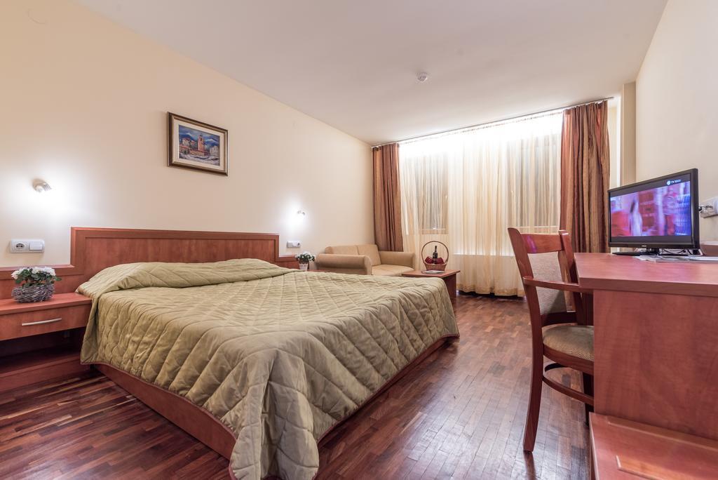 Hotel Hermes Bansko Bagian luar foto